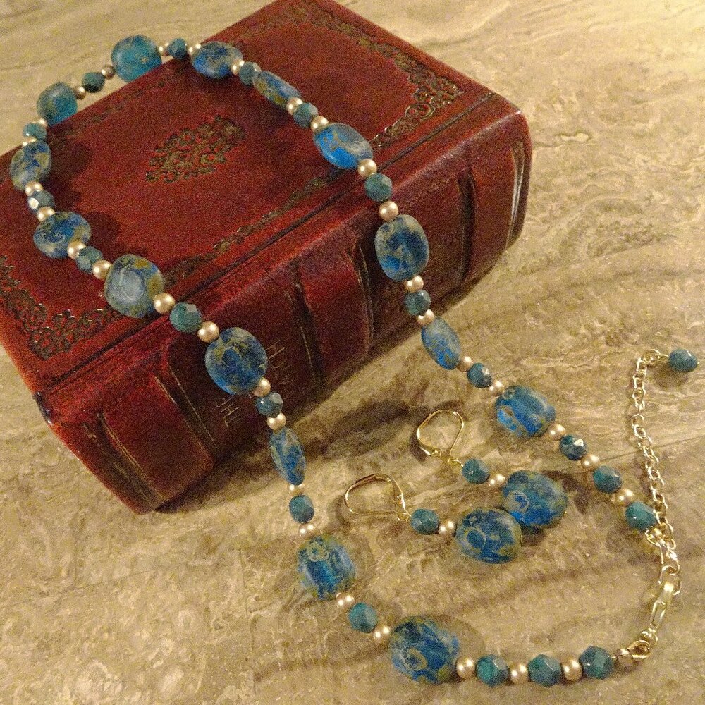 Czech glass necklace/earring set in Mediterranean blue with Picasso matte finish
